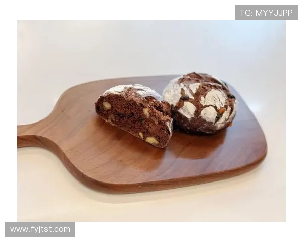 女友甜蜜发合照庆祝布朗尼21岁生日布朗尼感动转发感谢宝贝